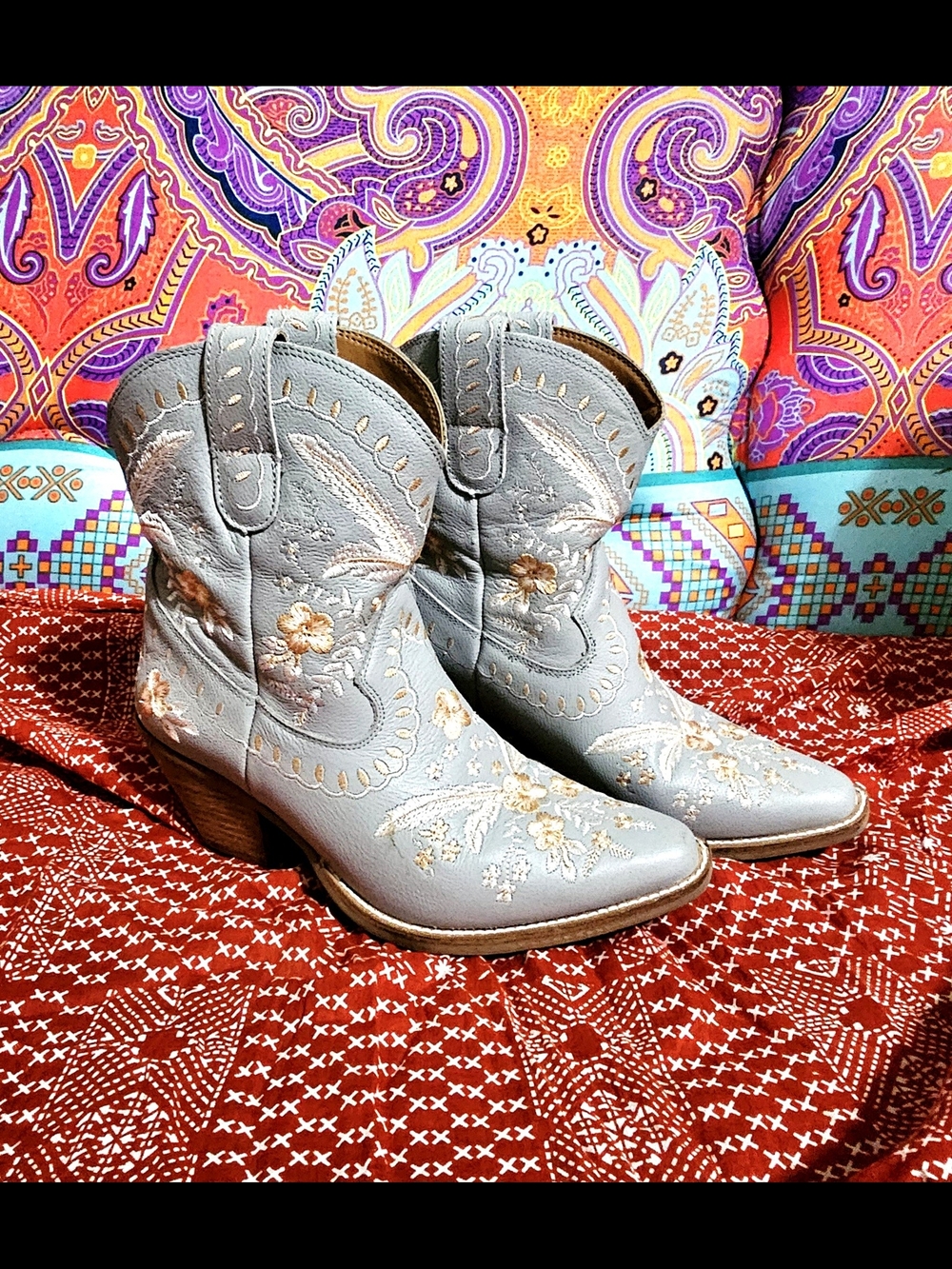 Women's Embroidered Blue Floral Western Ankle Booties -Dingo